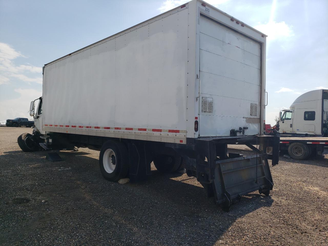 Lot #2736602805 2017 FREIGHTLINER M2 106 MED