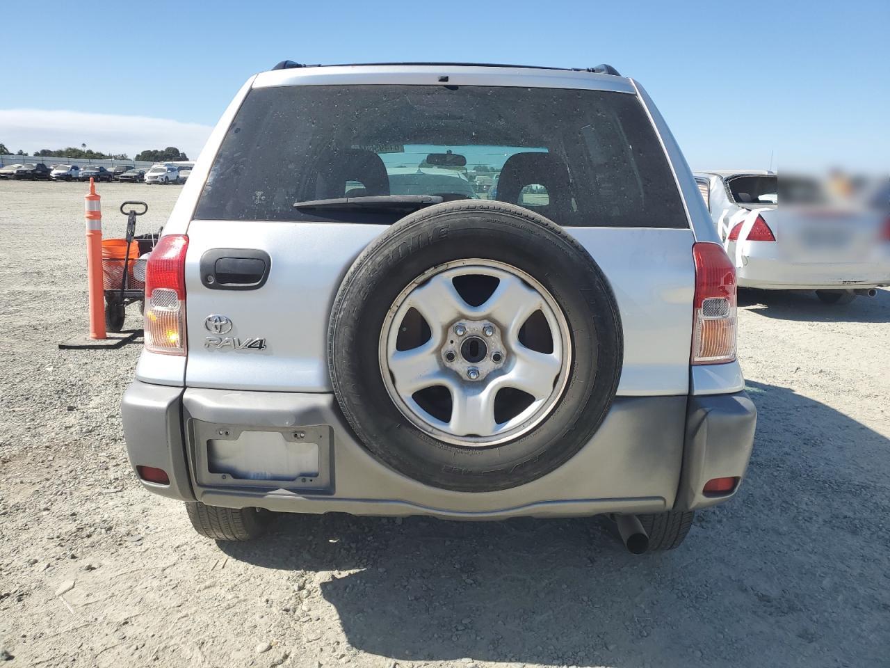 JTEGH20VX20057187 2002 Toyota Rav4