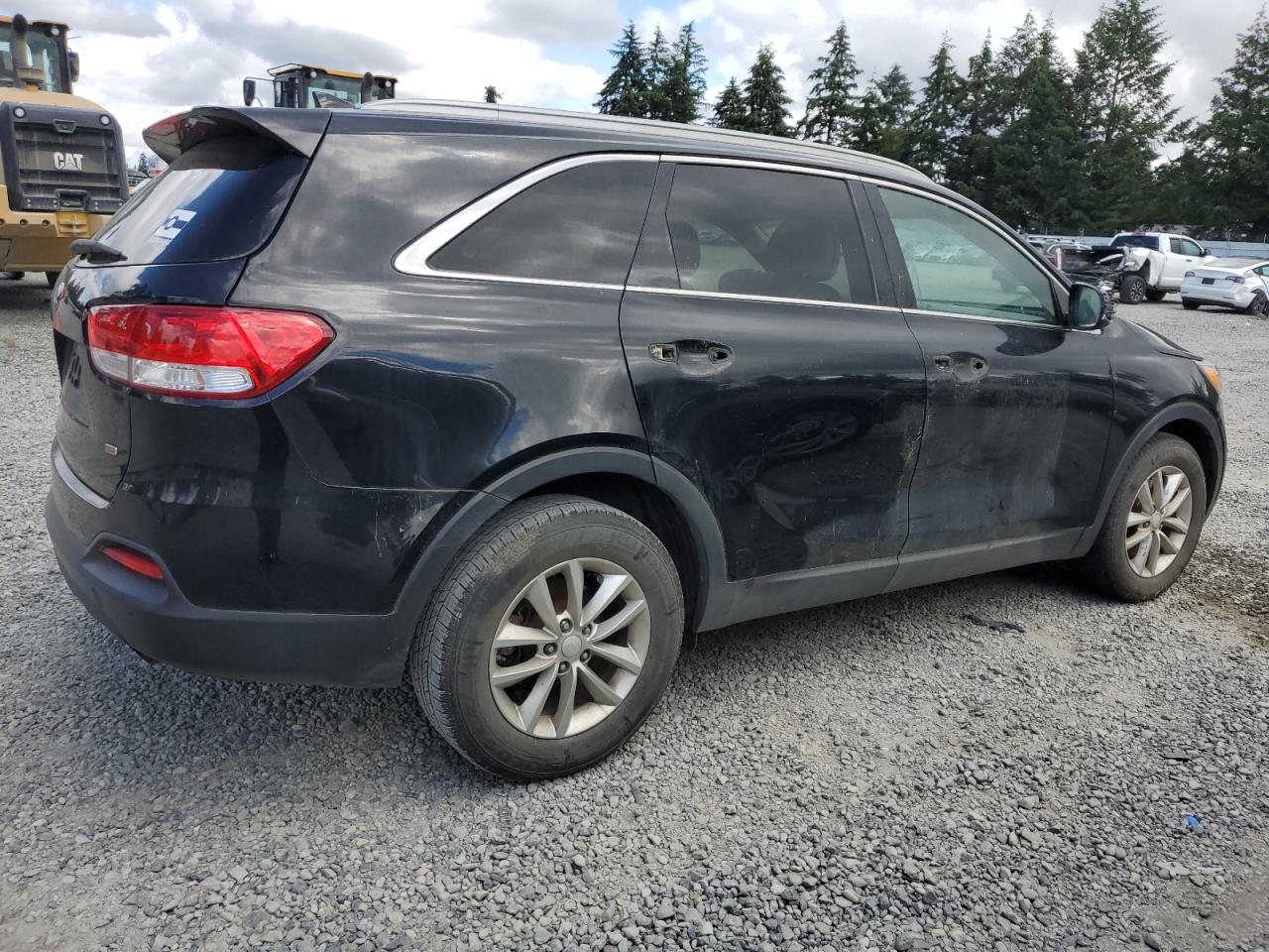 2016 Kia Sorento Lx vin: 5XYPG4A35GG028827