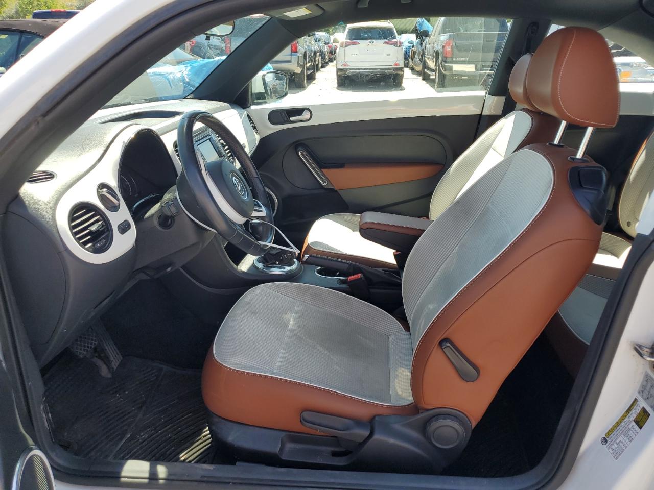 3VWF17AT7FM652805 2015 Volkswagen Beetle 1.8T