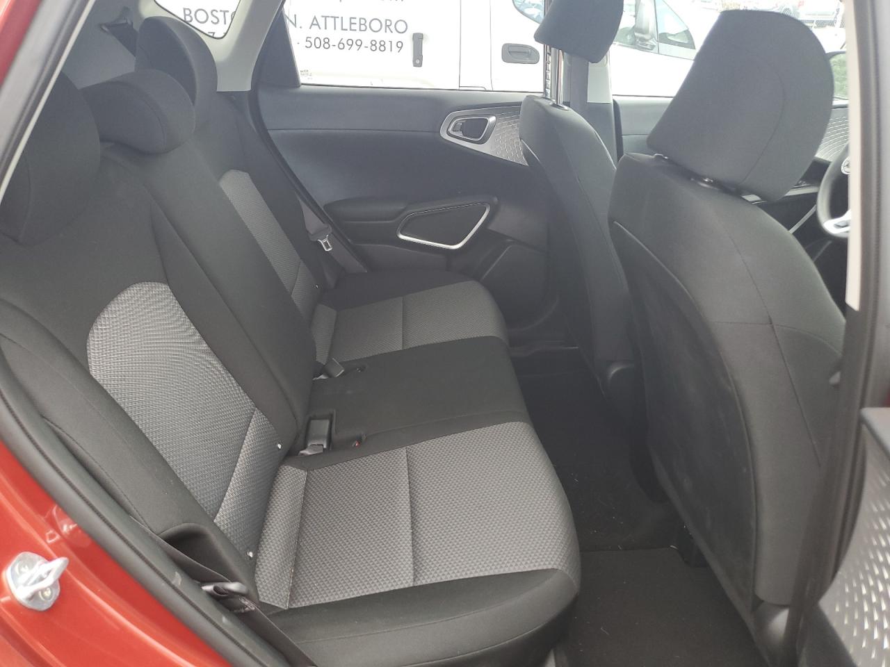 KNDJ23AU5M7767521 2021 Kia Soul Lx