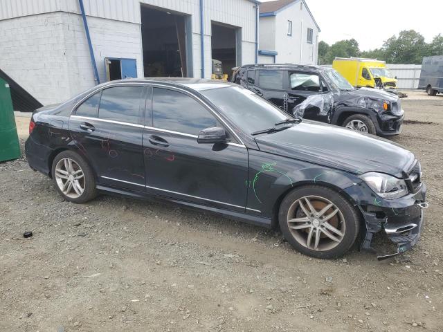 VIN WDDGF8AB9DG148629 2013 Mercedes-Benz C-Class, 3... no.4