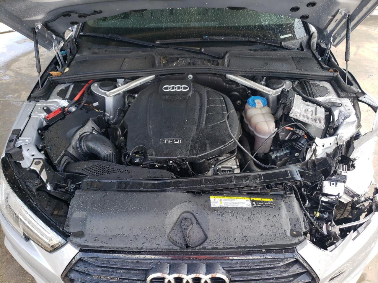 WAUENAF49JA099398 2018 Audi A4 Premium Plus
