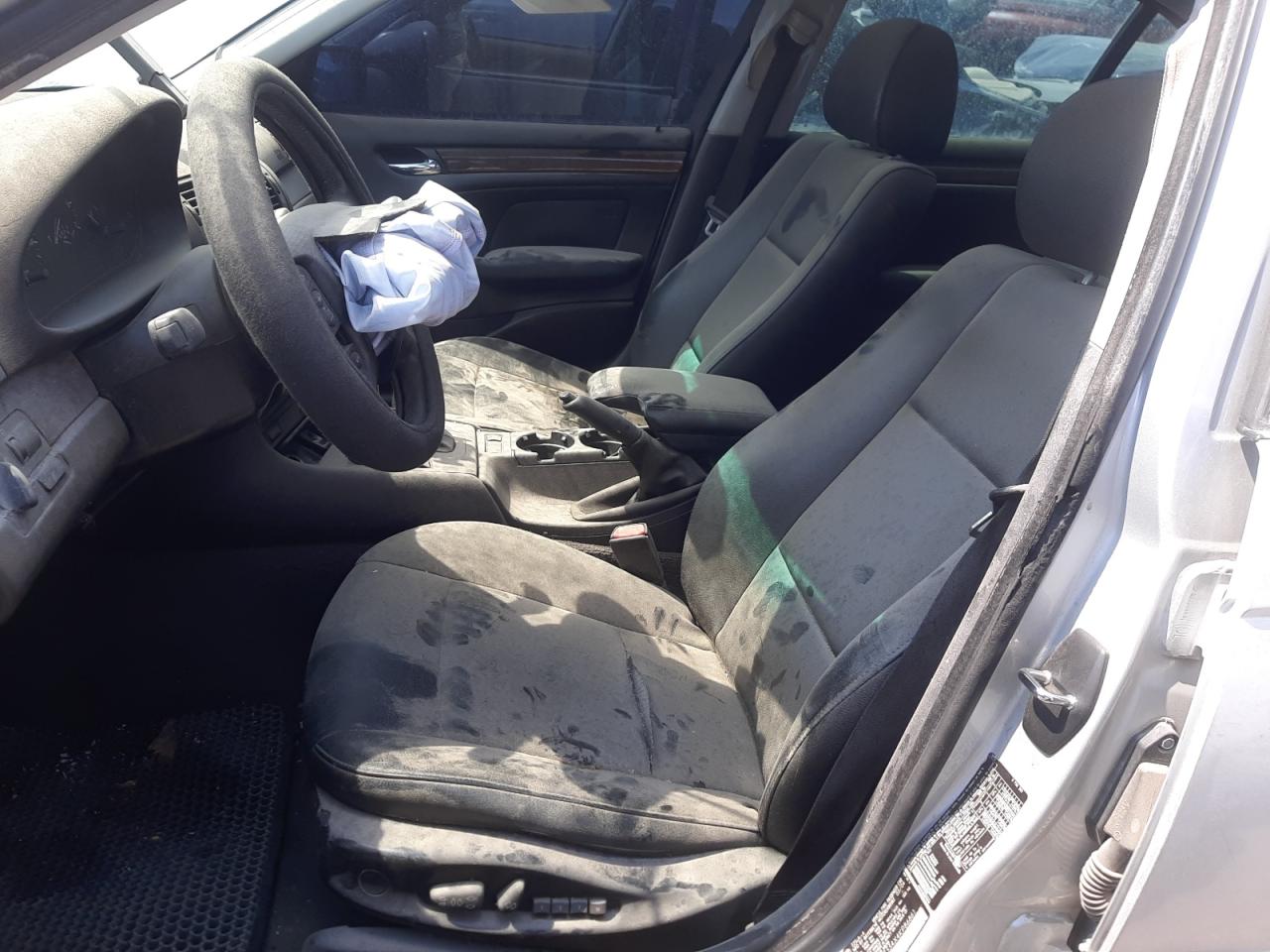 WBAAZ334X4KP86861 2004 BMW 325 Is Sulev