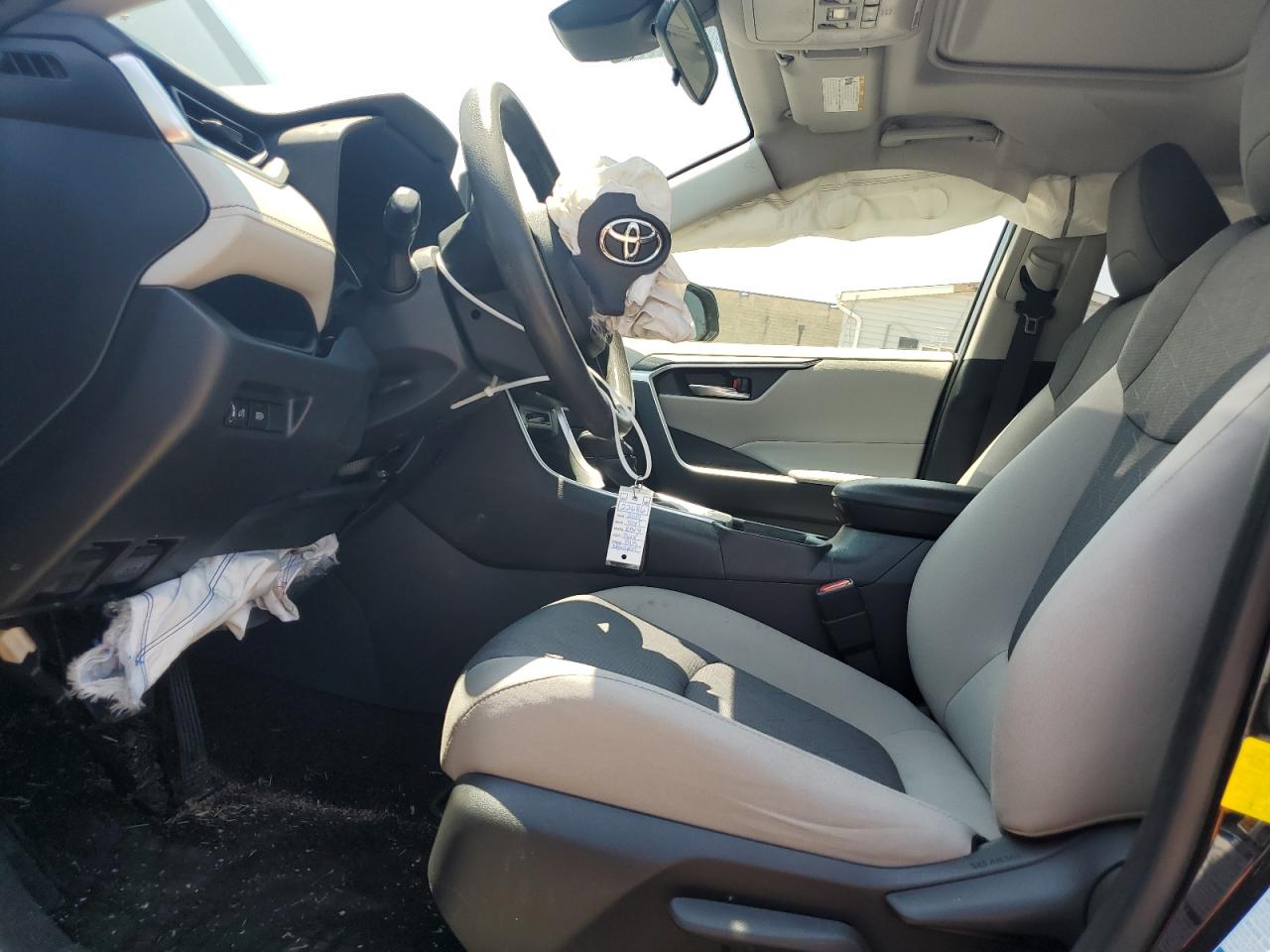 JTMP1RFV4KD003935 2019 Toyota Rav4 Xle