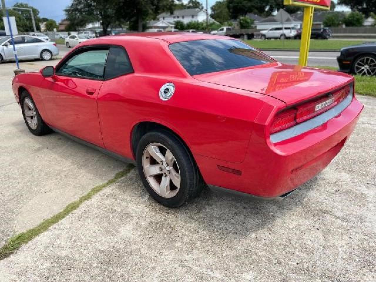 2014 Dodge Challenger Sxt vin: 2C3CDYAG3EH208716