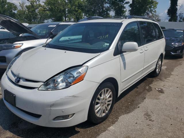 Toyota SIENNA XLE