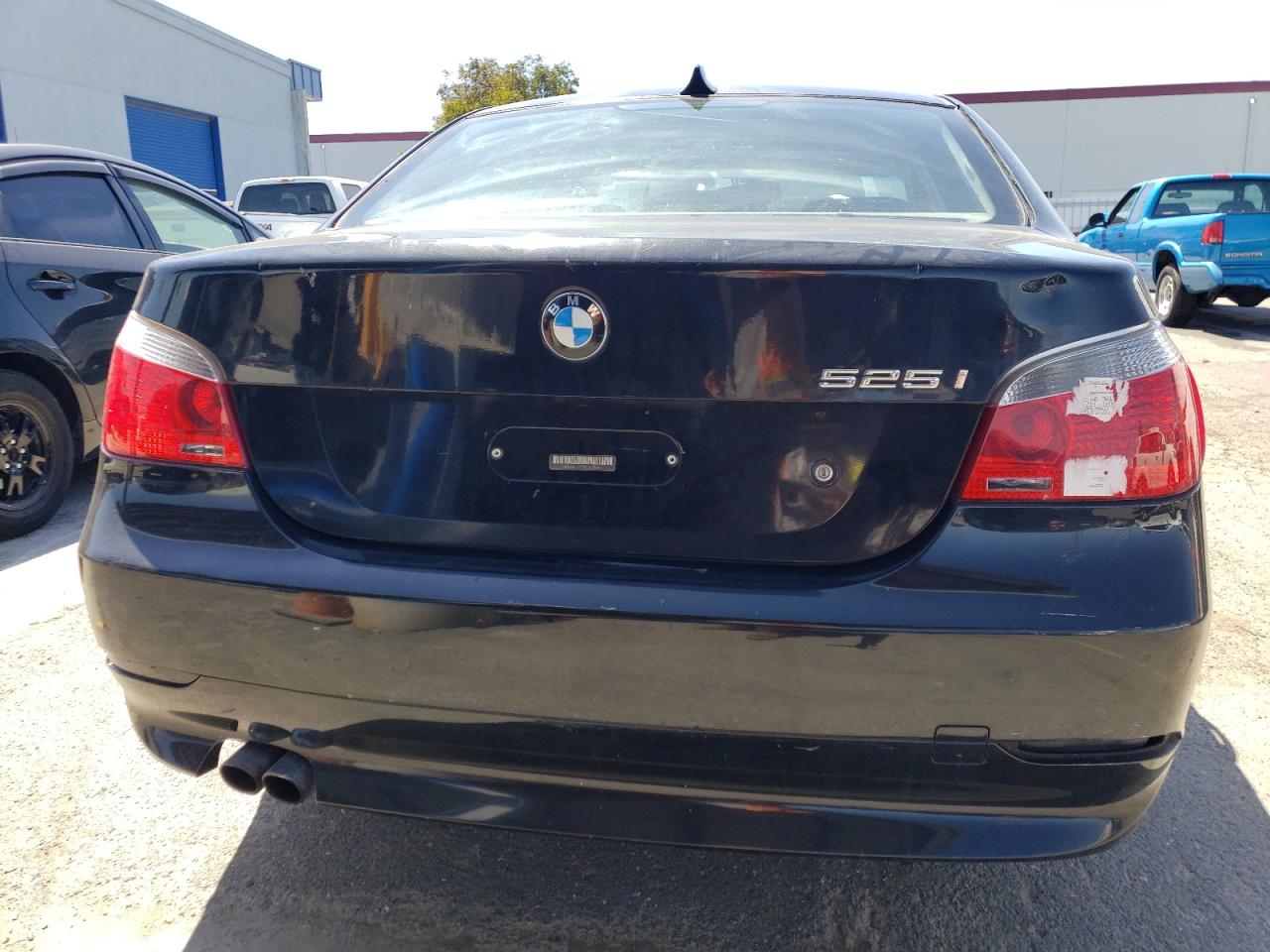 WBANE53587CW59557 2007 BMW 525 I