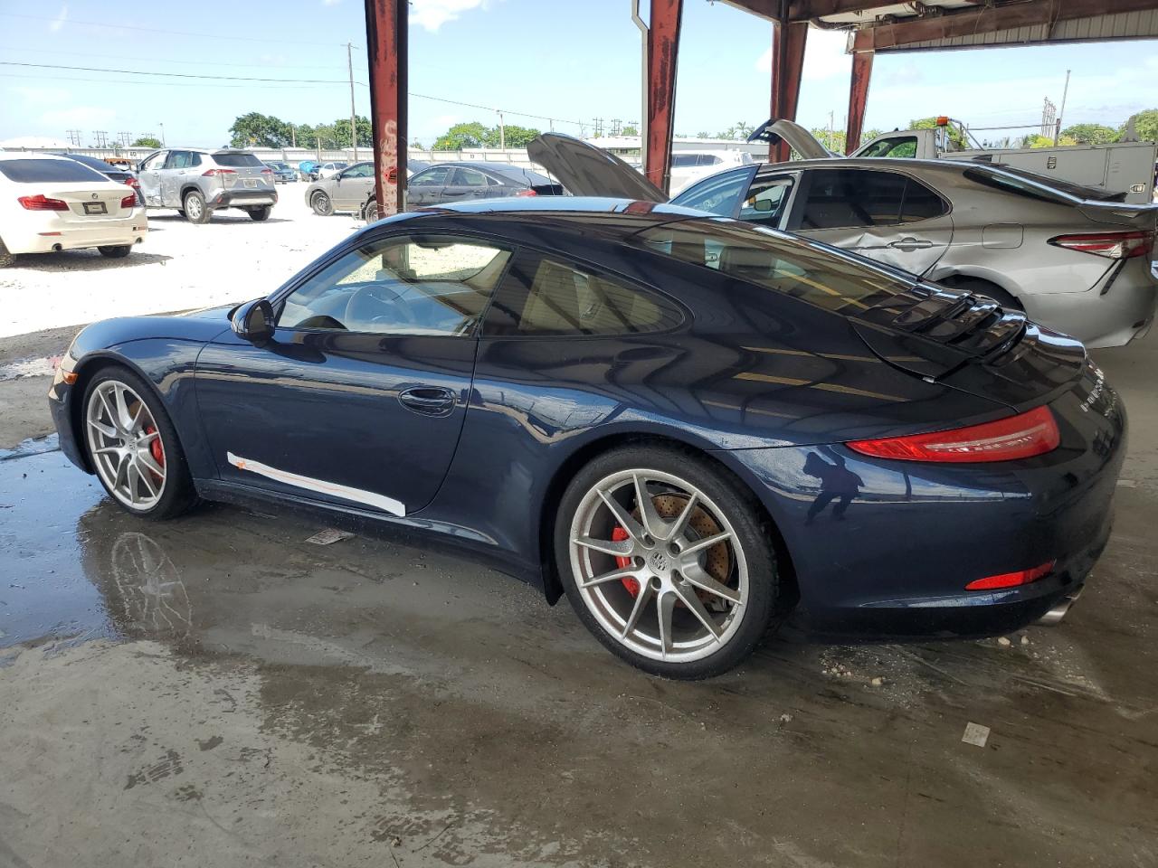 2016 Porsche 911 Carrera S vin: WP0AB2A93GS122597