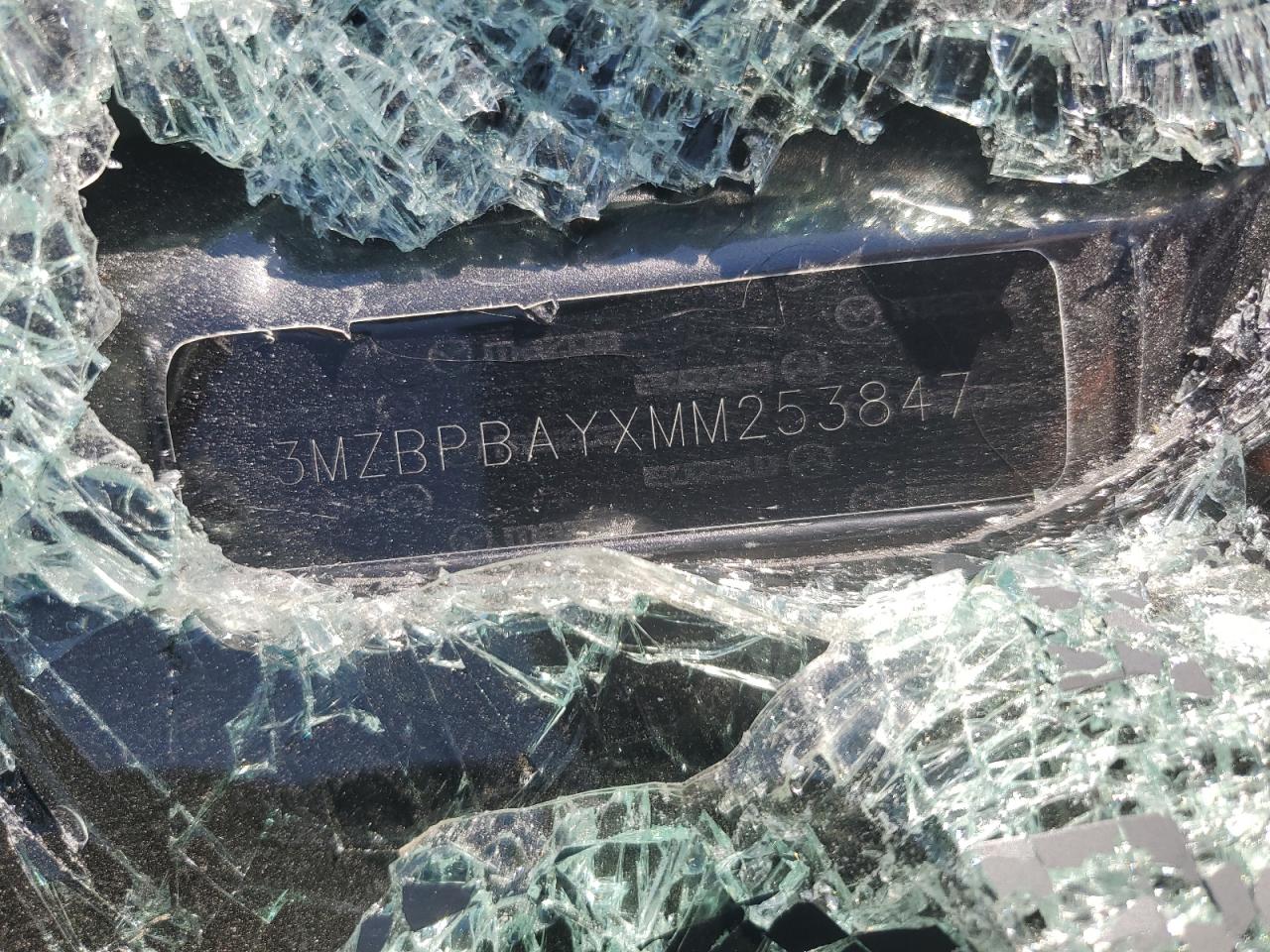 3MZBPBAYXMM253847 2021 Mazda 3