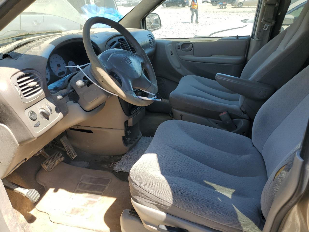 2B4GP44392R699737 2002 Dodge Grand Caravan Sport