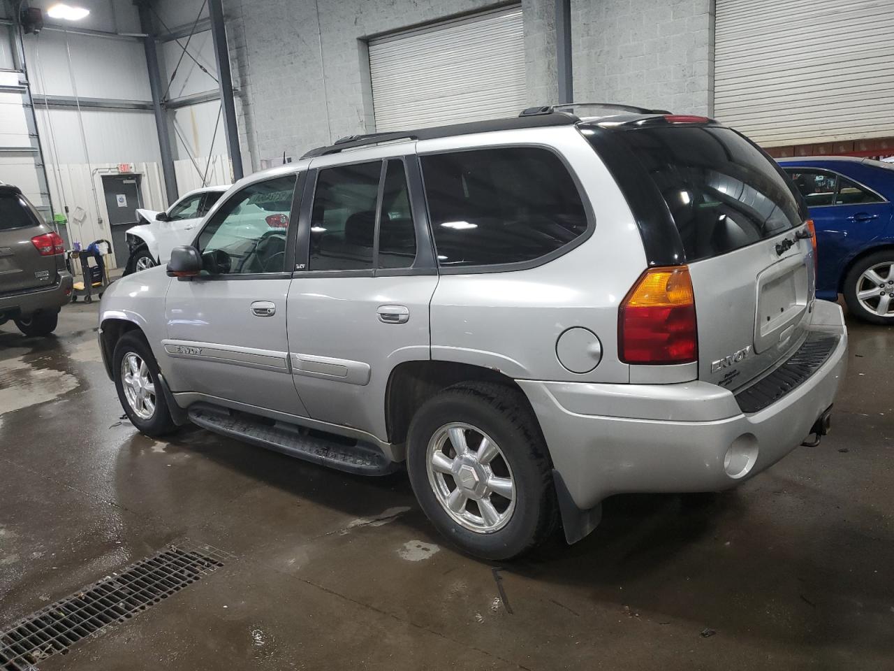 Lot #2921340820 2004 GMC ENVOY