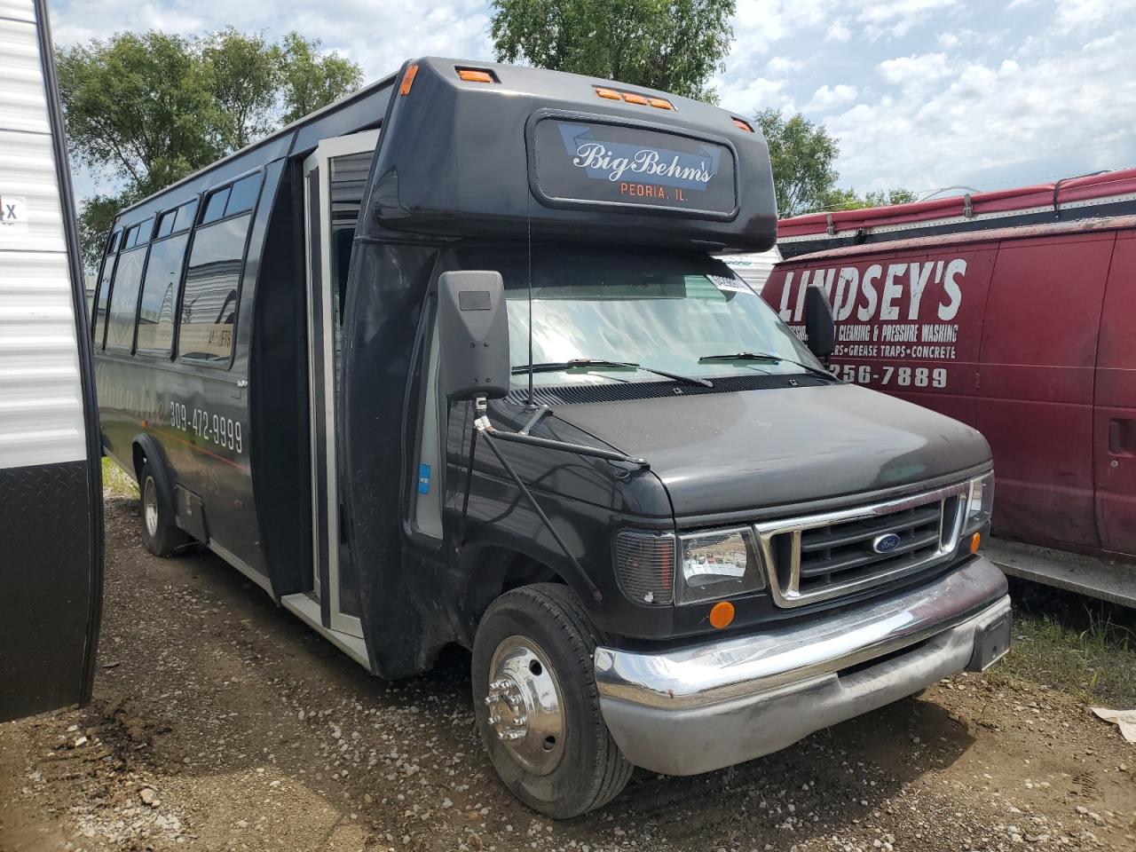 2004 Ford ECONOLINE, E450 SUPER DUTY CUTAWAY VAN