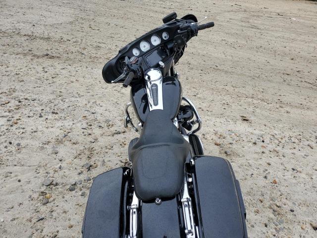 2018 HARLEY-DAVIDSON FLHX STREE - 1HD1KBC15JB668573