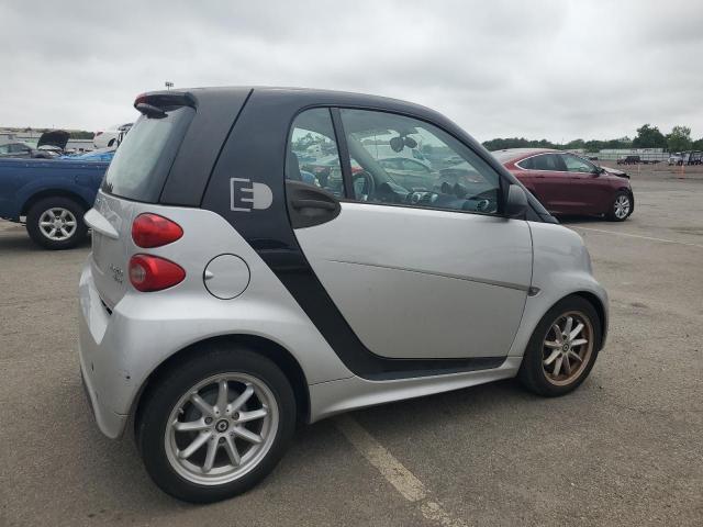 VIN WMEEJ9AA0FK831706 2015 SMART FORTWO no.3