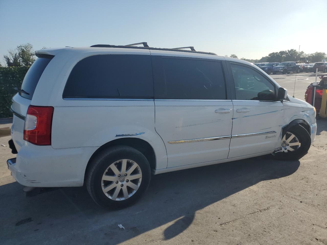 2014 Chrysler Town & Country Touring vin: 2C4RC1BG3ER217635