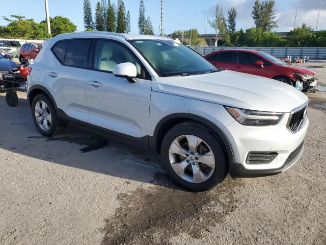 2020 Volvo Xc40 T4 Momentum VIN: YV4AC2HK7L2176529 Lot: 63150264