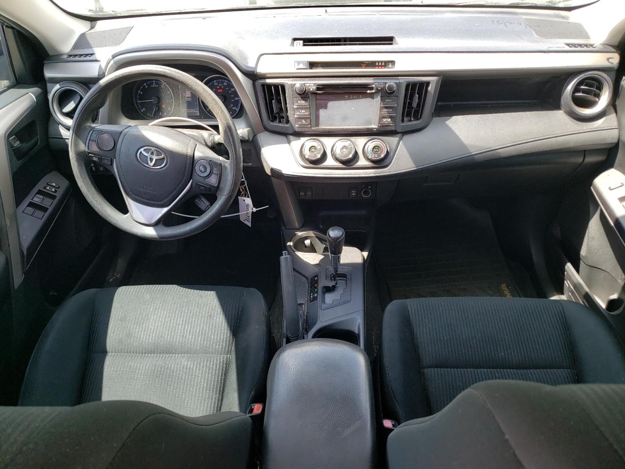 2T3ZFREV6HW338007 2017 Toyota Rav4 Le