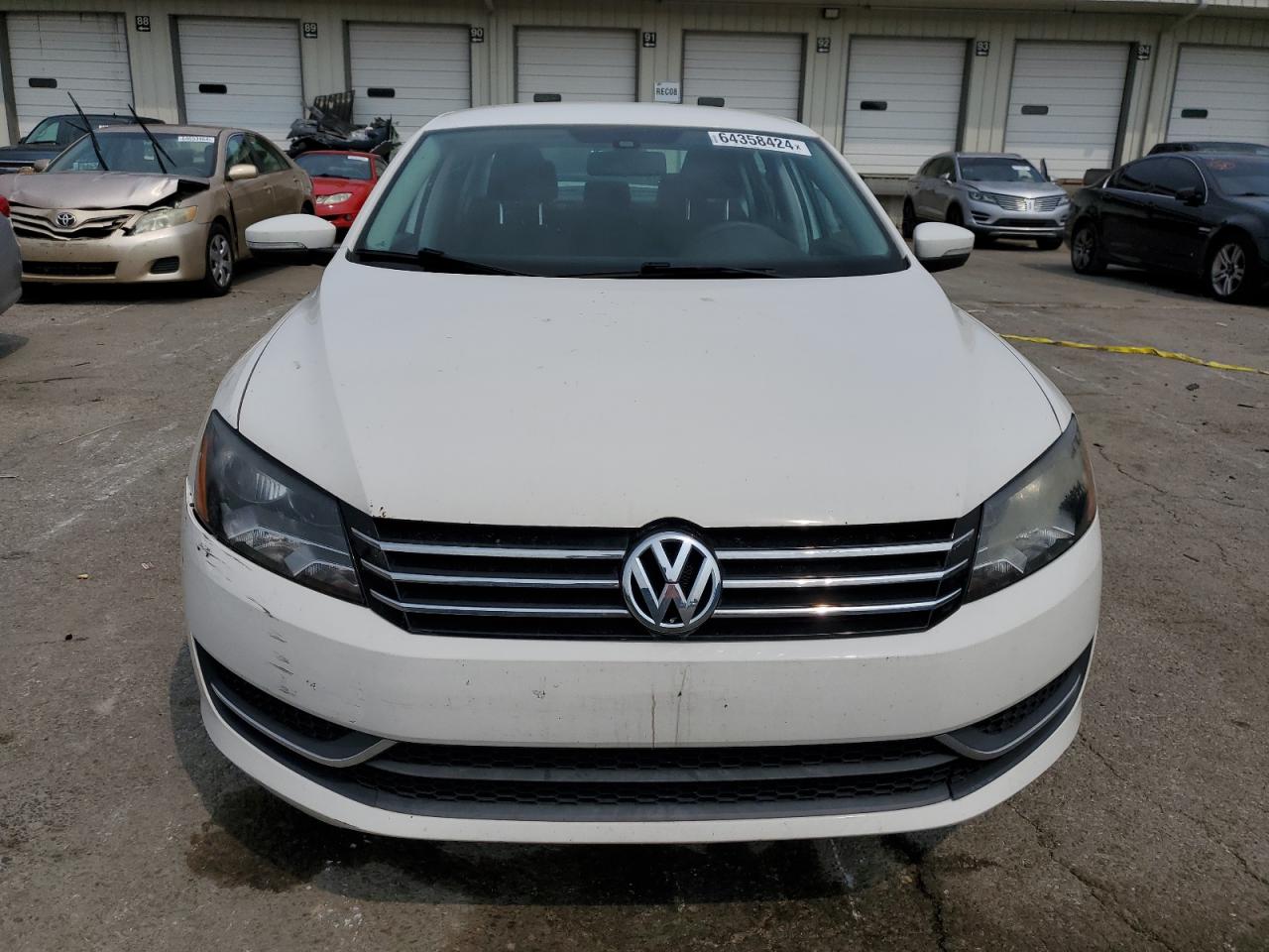 Lot #2756542740 2015 VOLKSWAGEN PASSAT S