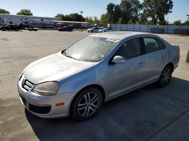 VOLKSWAGEN NEW JETTA