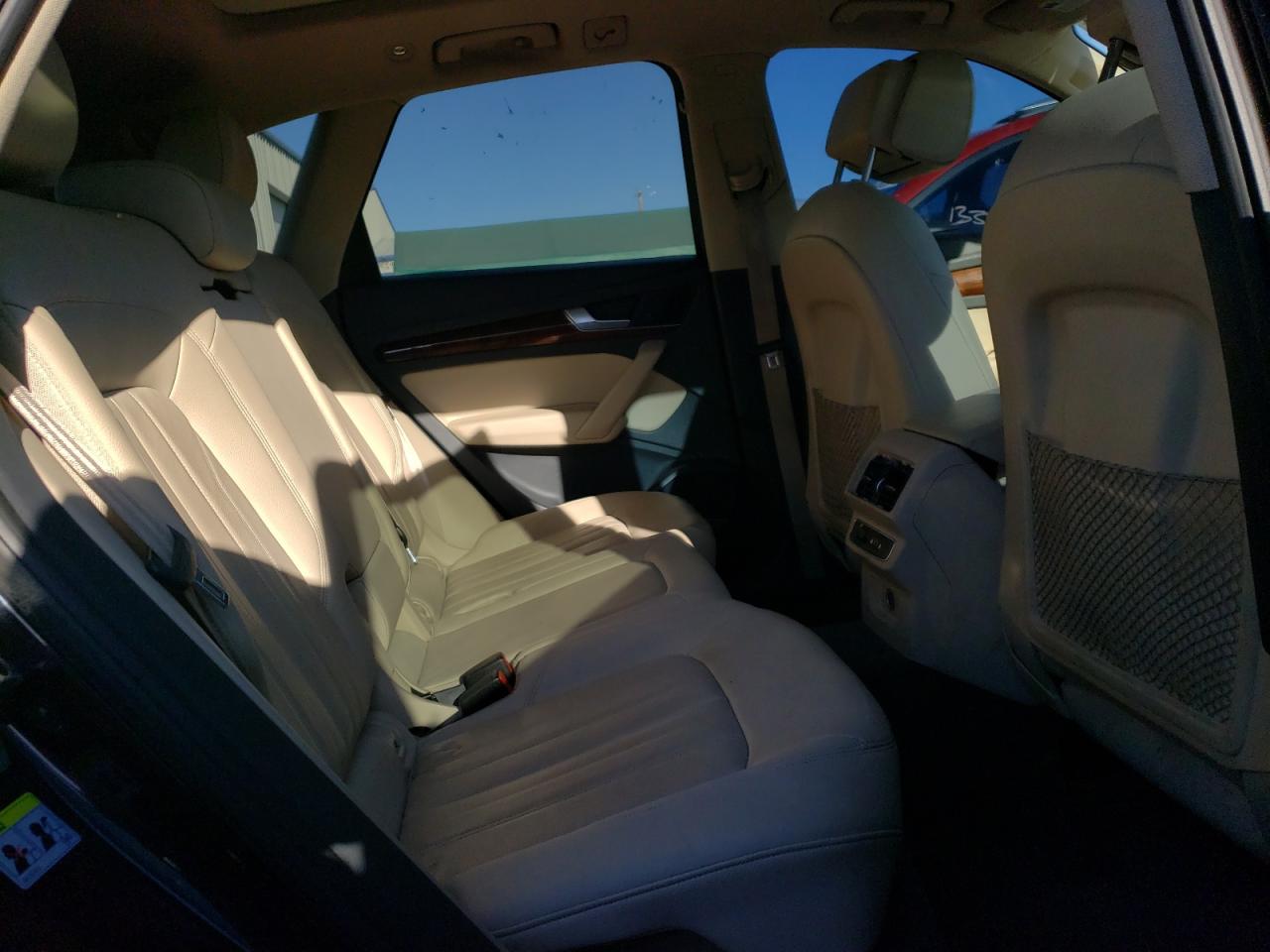 WA1BNAFY7J2069412 2018 Audi Q5 Premium Plus