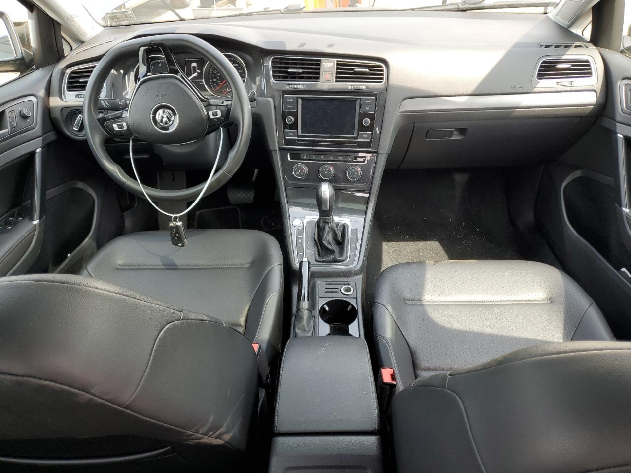 3VWG57AU0MM006066 2021 Volkswagen Golf