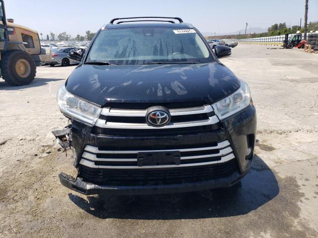 VIN 5TDKZRFH9KS564004 2019 Toyota Highlander, SE no.5