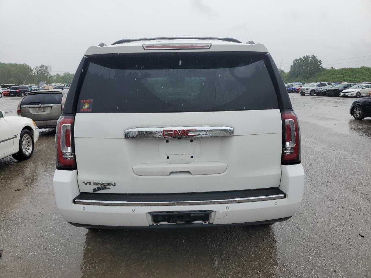 1GKS2CKJ4GR109128 2016 GMC Yukon Denali