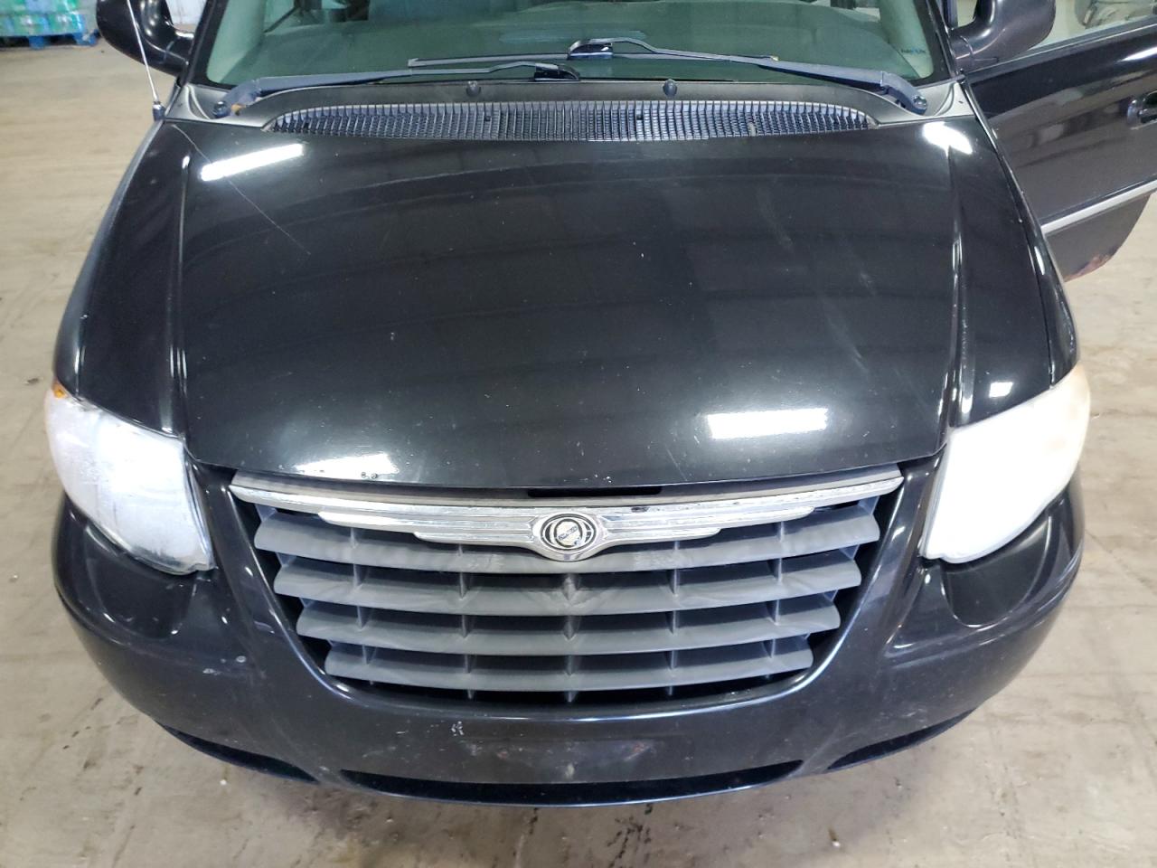 2A4GP54L46R717859 2006 Chrysler Town & Country Touring