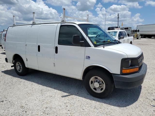 VIN 1GCWGFCAXE1205565 2014 CHEVROLET EXPRESS no.4