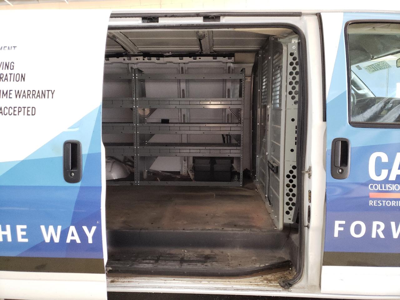 1GCWGAFP9M1170163 2021 Chevrolet Express G2500