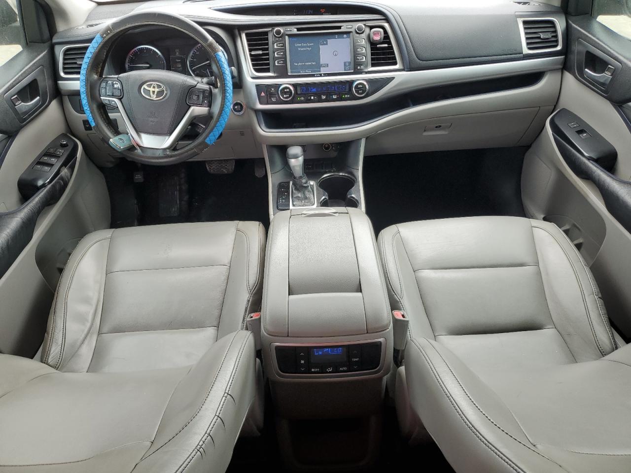 5TDKKRFH4FS105618 2015 Toyota Highlander Xle