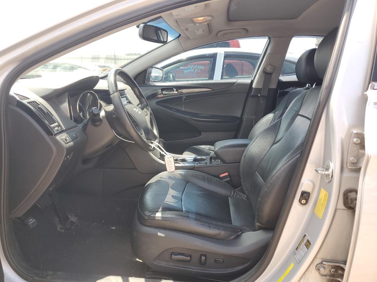 5NPEC4AC1BH106539 2011 Hyundai Sonata Se