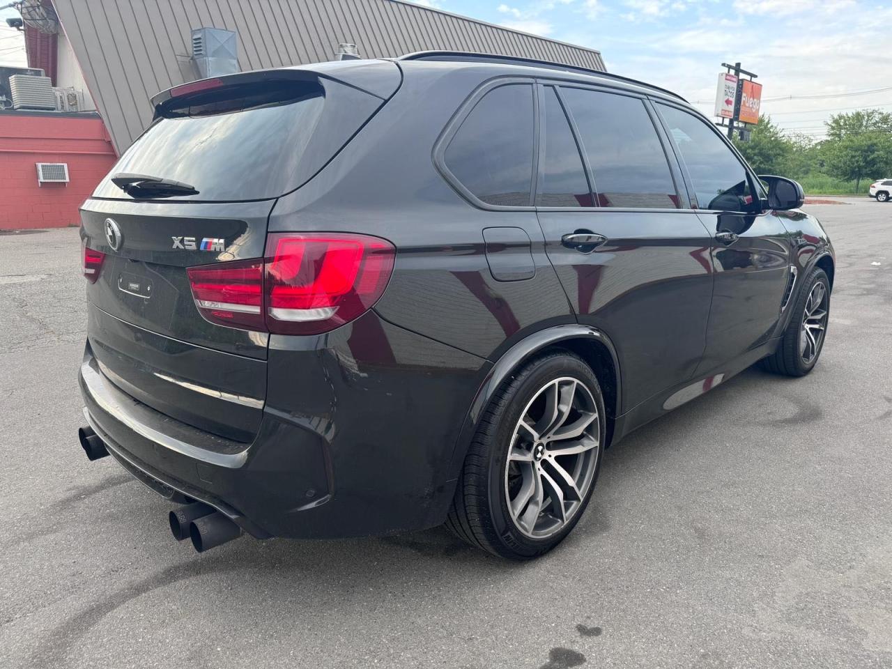 5YMKT6C35H0X20731 2017 BMW X5 M