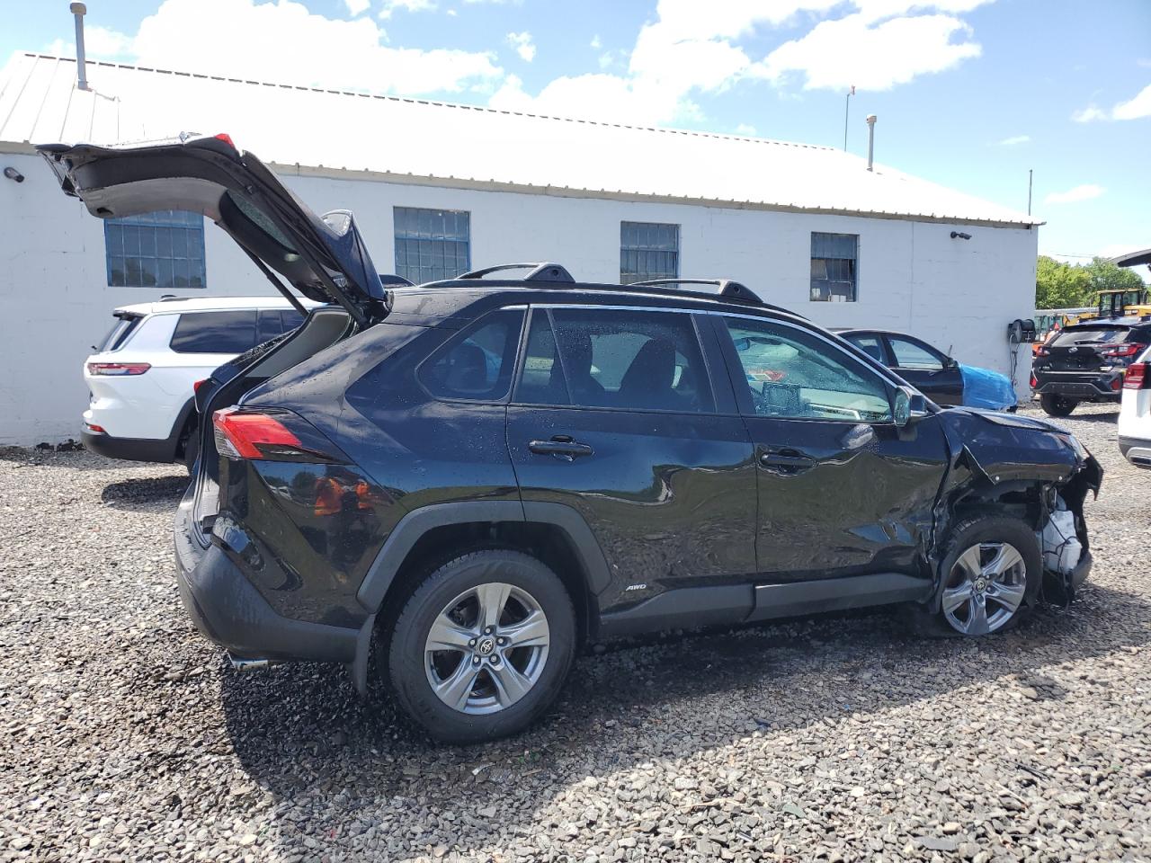 Lot #2971596715 2022 TOYOTA RAV4 XLE