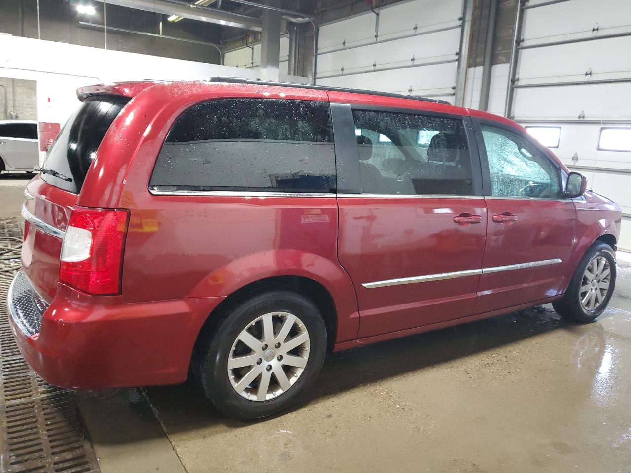 2C4RC1BG3ER270268 2014 Chrysler Town & Country Touring