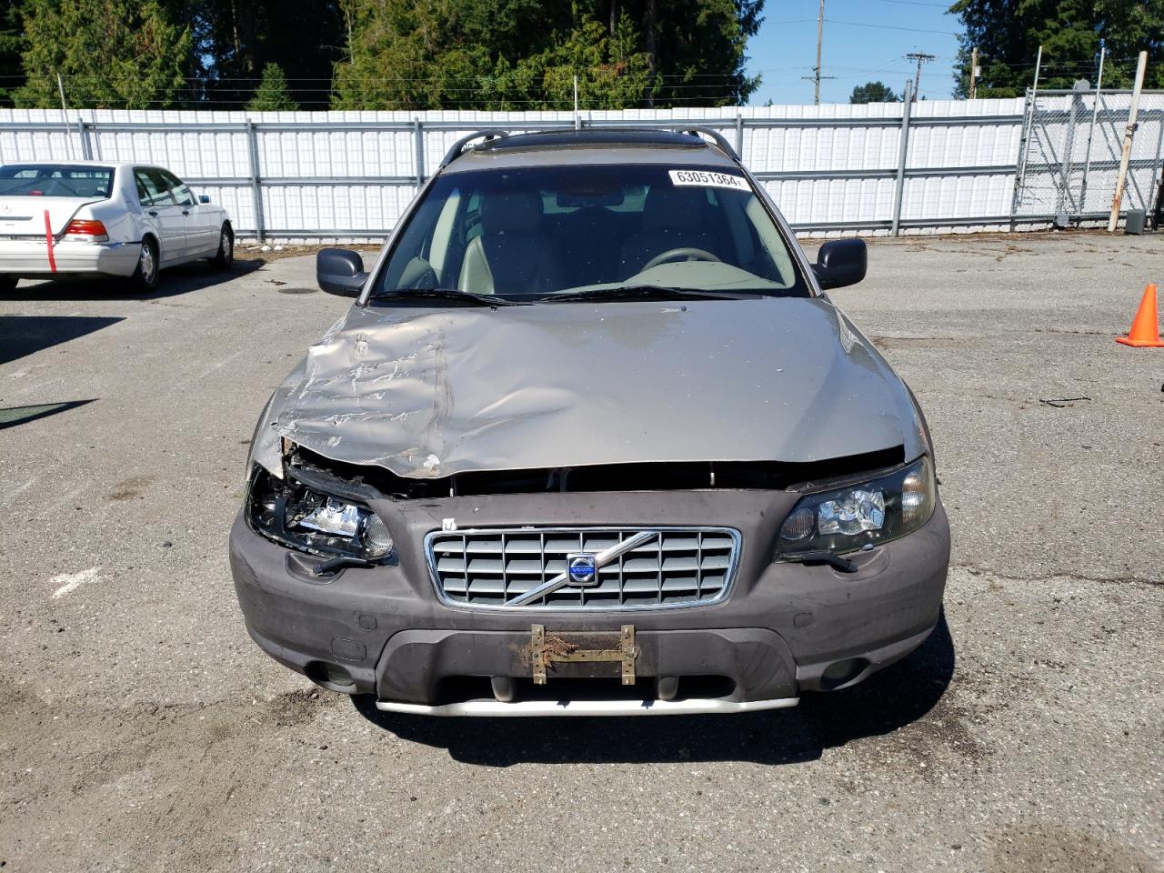 Lot #3041156165 2004 VOLVO XC70