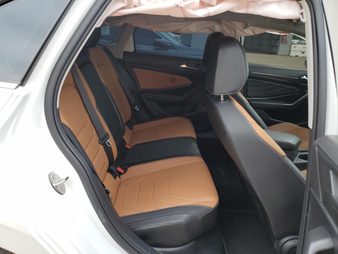 3VWGM7BUXNM010399 2022 Volkswagen Jetta Sel