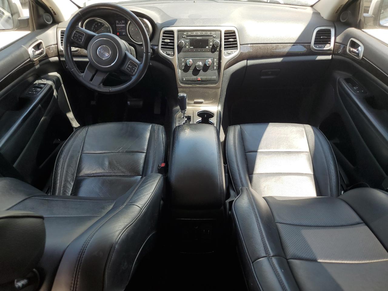 1J4RR4GG6BC616479 2011 Jeep Grand Cherokee Laredo