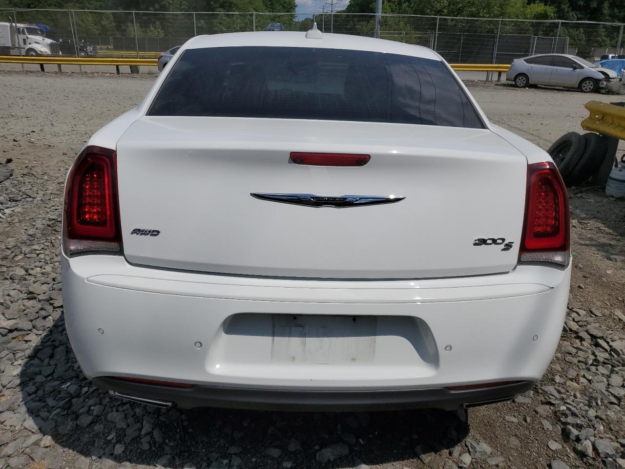 2C3CCAGG3HH553282 2017 Chrysler 300 S