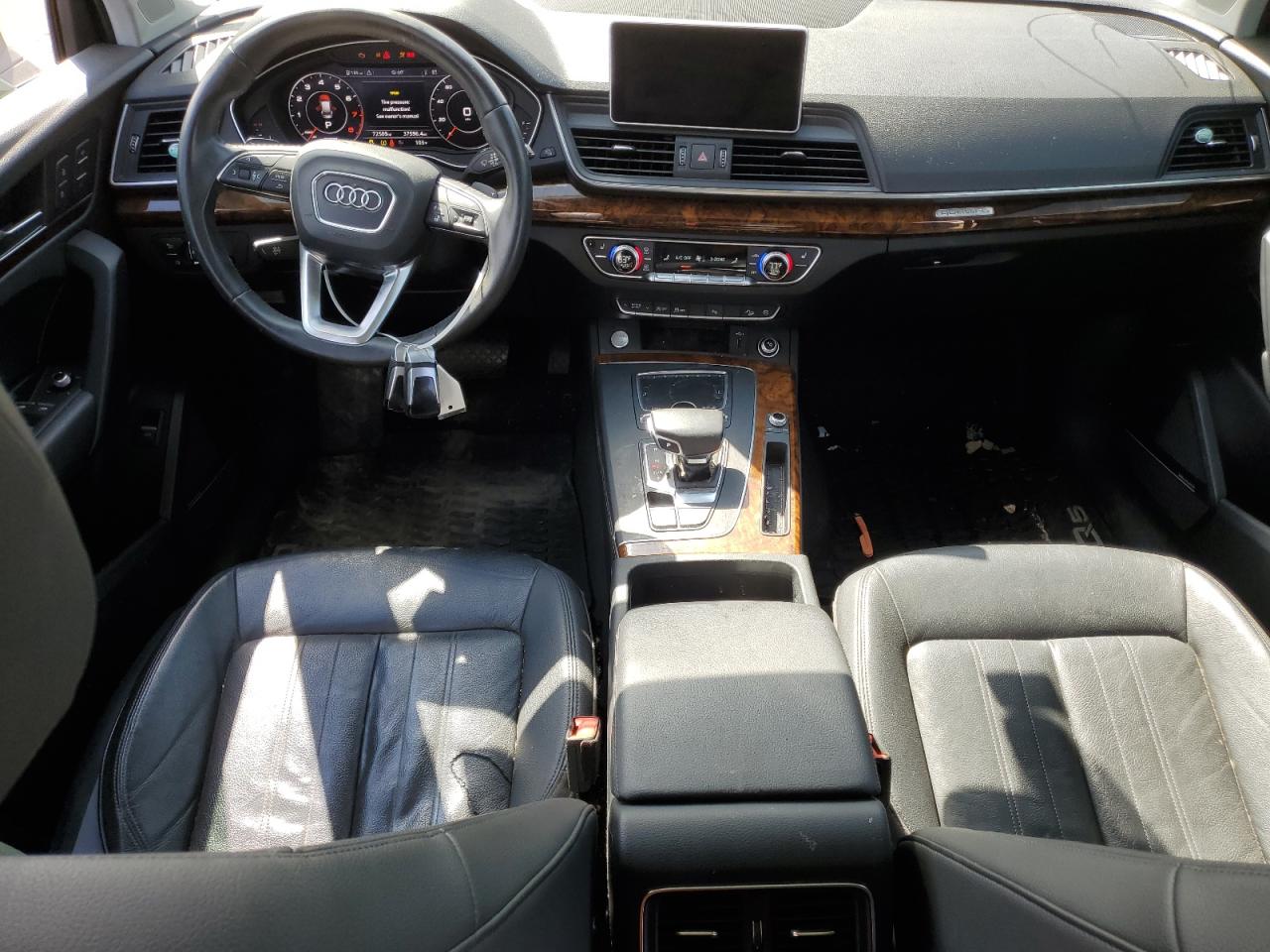 WA1BNAFY1J2137302 2018 Audi Q5 Premium Plus