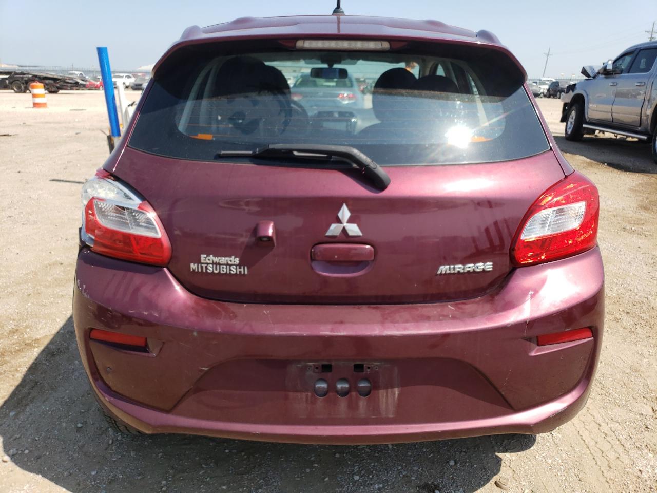 ML32A3HJ0KH008997 2019 Mitsubishi Mirage Es