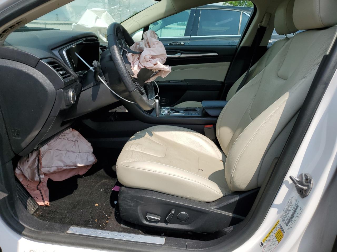 3FA6P0RU8JR120115 2018 Ford Fusion Titanium/Platinum Hev