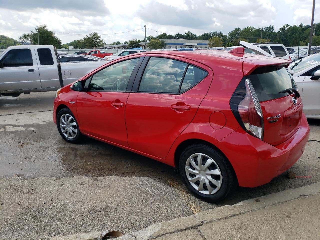 Lot #2733788465 2016 TOYOTA PRIUS C