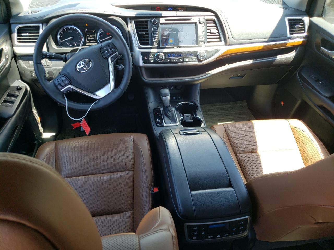 5TDDZRFHXHS388842 2017 Toyota Highlander Limited