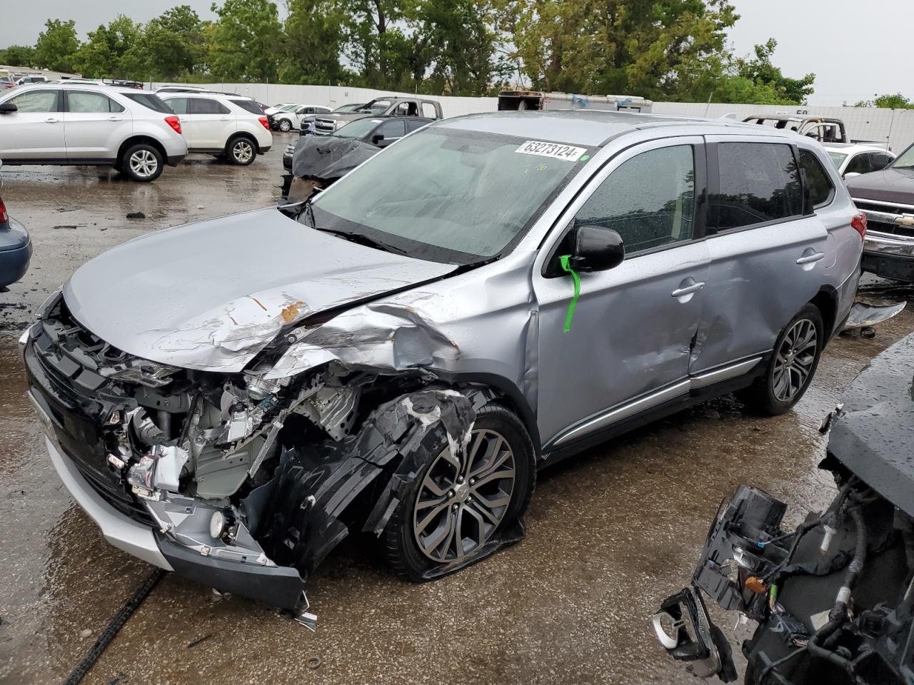 Mitsubishi Outlander 2017 Low