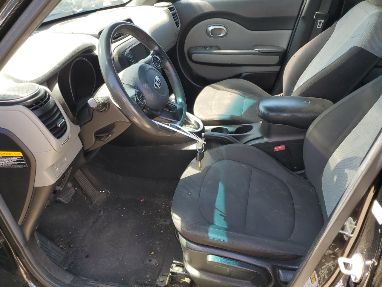 KNDJN2A23H7478482 2017 Kia Soul