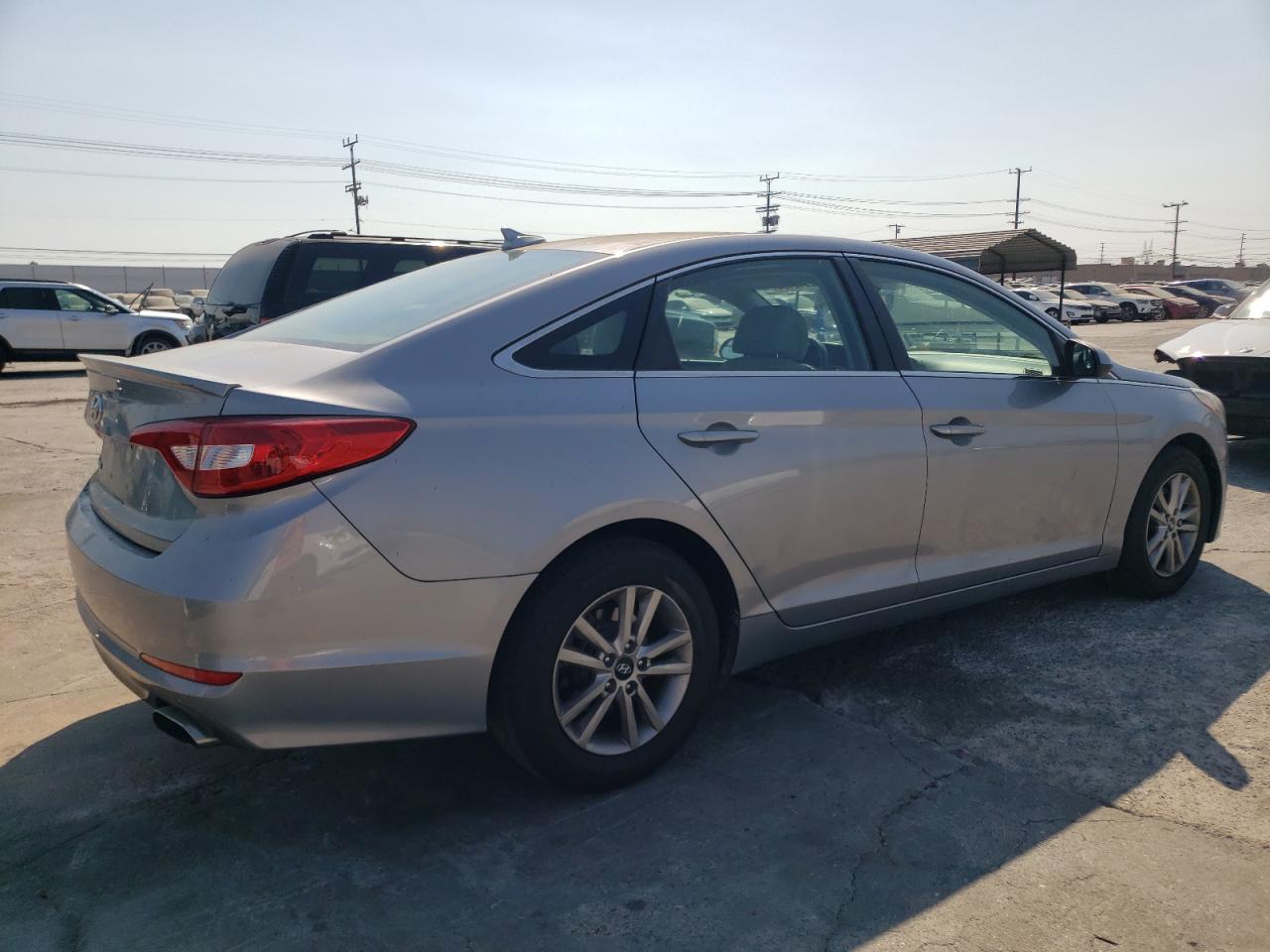 2017 Hyundai Sonata Se vin: 5NPE24AFXHH486664