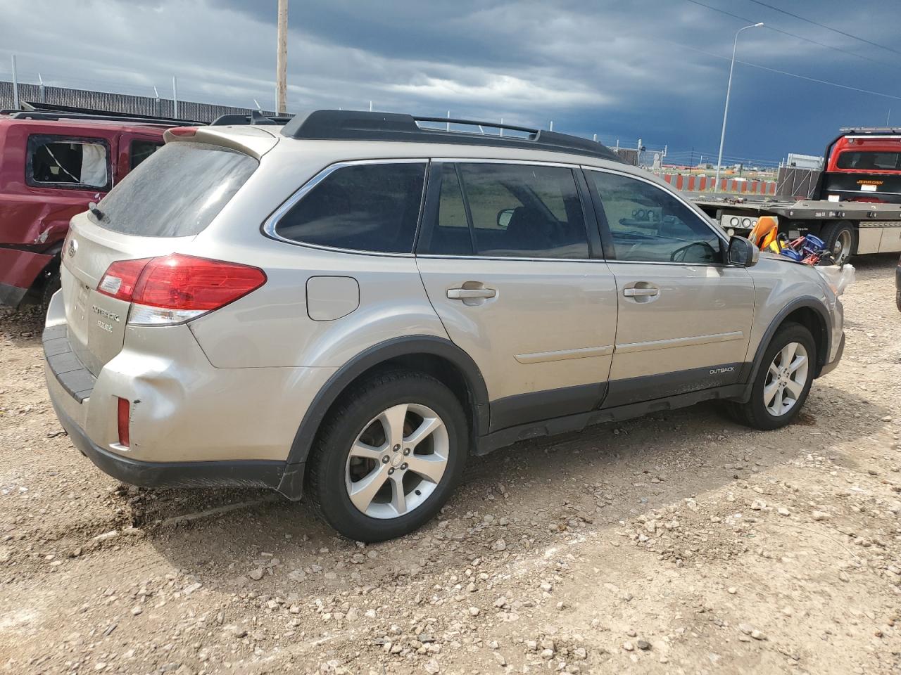 2014 Subaru Outback 2.5I Limited vin: 4S4BRBKC7E3248667