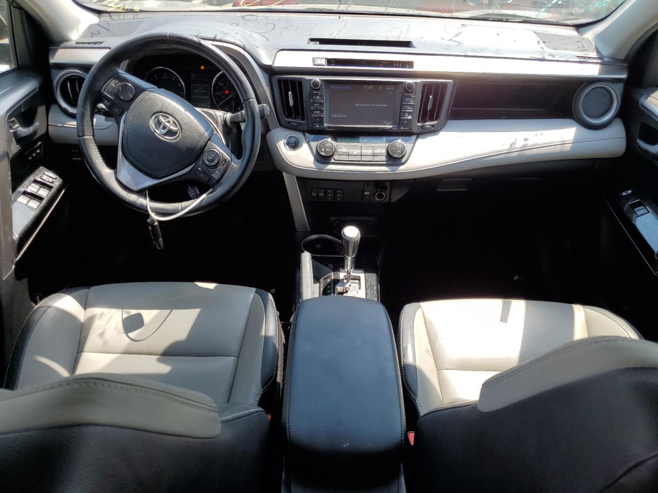 JTMYFREV2HJ142785 2017 Toyota Rav4 Limited